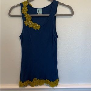 Tank top with lace trim